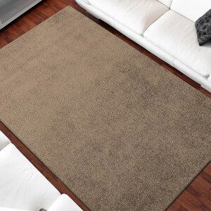 Jednobarevný koberec béžové barvy Šířka: 120 cm | Délka: 170 cm