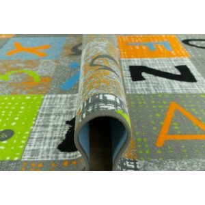 Dětský metrážový koberec Blackboard vícebarevný