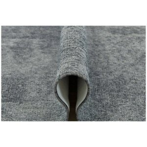 Metrážový koberec Serenity 82 granátový / šedý