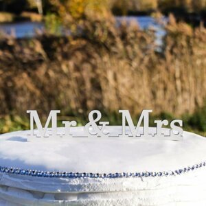 DUBLEZ | Dřevěný svatební zápich do dortu - nápis MR & MRS