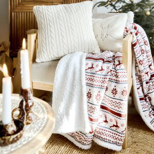 Vánoční deka s beránkem | TEKKEN | ve tvaru sněhových vloček a sobů | 150x200 cm | 866154 Homla