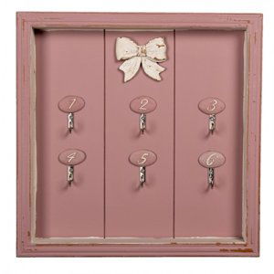 Růžový dřevěný věšák na klíčeb Betsy – 30x4x30 cm