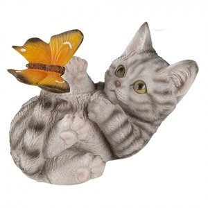 Dekorativní soška hrající si kočičky s motýlem – 14x8x11 cm