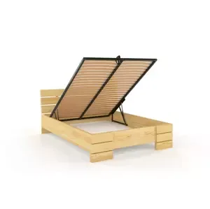 Dřevěná postel Sandemo HIGH & BC s úložným prostorem, borivice (Barva: Přírodní, Rozměr: 120x200 cm)