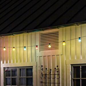 Konstmide CHRISTMAS Světelný řetěz Biergarten 20 barevných LED žárovek