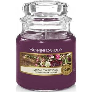 Yankee Candle vonná svíčka Classic ve skle malá Moonlit Blossoms 104 g
