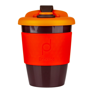 Oranžovo-hnědý cestovní hrnek na kávu Drink Pod Kofein, 340 ml