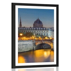 Plakát s paspartou oslňující panorama Paříže