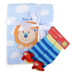 Dětská deka s aplikací LUCKA s dárkem modrá - lvíček A 76x102 cm Bobobaby Dárek - dětské protiskluzové ponožky