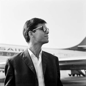 Umělecká fotografie Cliff Richard, 1965, (40 x 40 cm)