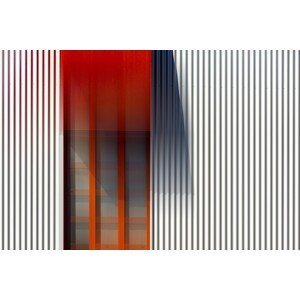 Umělecká fotografie Red window and a little roof, Stephan Ruckert, (40 x 26.7 cm)