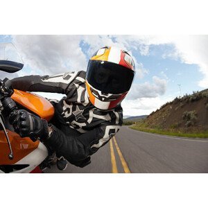 Umělecká fotografie Motorcycle racer going fast., Daniel Milchev, (40 x 26.7 cm)