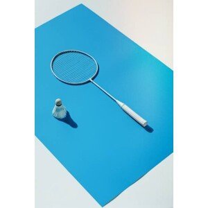 Umělecká fotografie High angle view of badminton racket on table, Diaconu Delia / 500px, (26.7 x 40 cm)