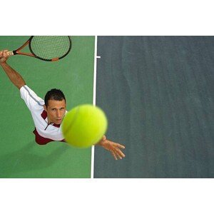 Umělecká fotografie Top View of Male Tennis Player Mid-Serve, Enrico Calderoni / Aflo, (40 x 26.7 cm)