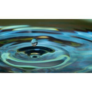Umělecká fotografie water drop impact, peter bocklandt, (40 x 22.5 cm)