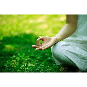 Umělecká fotografie young woman doing yoga,hand close-up, RunPhoto, (40 x 26.7 cm)