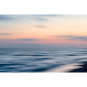 Umělecká fotografie Panning on seascape at sunset with, Paolo Carnassale, (40 x 26.7 cm)