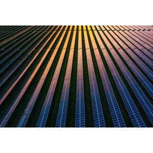 Umělecká fotografie Solar panels at dusk, Justin Paget, (40 x 26.7 cm)