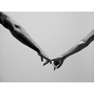 Umělecká fotografie Female and male connecting by fingers, Jonathan Knowles, (40 x 30 cm)