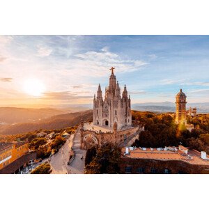 Umělecká fotografie Tibidabo mountain and Sagrat Cor church, Alexander Spatari, (40 x 26.7 cm)