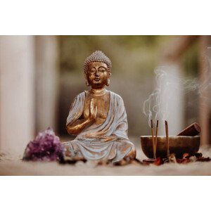Umělecká fotografie Close up of a Buddha figurine, DianaHirsch, (40 x 26.7 cm)