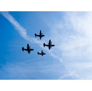 Umělecká fotografie Four Airplanes Flying In Blue Sky, Nico De Pasquale Photography, (40 x 30 cm)