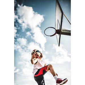 Umělecká fotografie basketball player jumping to score, franckreporter, (26.7 x 40 cm)