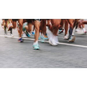 Umělecká fotografie Low Section Unknown People Running Marathon,, Elena Popova, (40 x 22.5 cm)