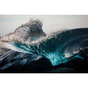 Umělecká fotografie Extreme close up of thrashing emerald ocean waves, Philip Thurston, (40 x 26.7 cm)