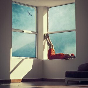 Umělecká fotografie Room with a view, ambra, (40 x 40 cm)