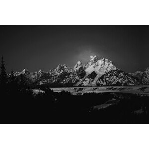 Umělecká fotografie Full Moon Sets in the Teton Mountain Range, Raymond Salani III, (40 x 26.7 cm)