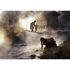 Umělecká fotografie Washing hair, Adam	Wong, (40 x 26.7 cm)