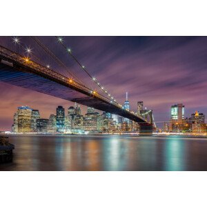 Umělecká fotografie Brooklyn Bridge at Night, Michael Zheng, (40 x 26.7 cm)