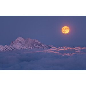 Umělecká fotografie Super moon rises, Ales Krivec, (40 x 24.6 cm)