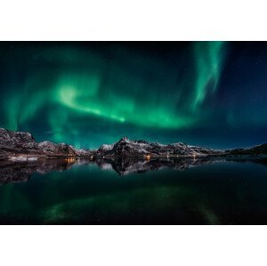 Umělecká fotografie Lofoten Aurora Reflection, Javier de la, (40 x 26.7 cm)