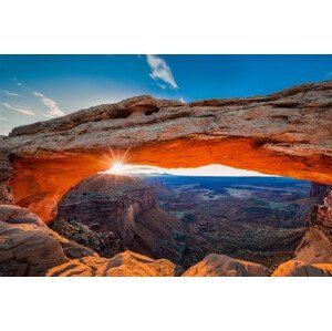 Umělecká fotografie Sunrise at Mesa Arch, Michael Zheng, (40 x 26.7 cm)