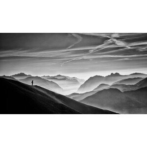 Umělecká fotografie Hunter in the fog BW, Vito Guarino, (40 x 22.5 cm)
