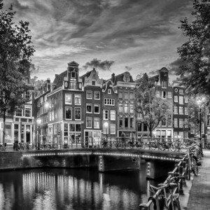 Umělecká fotografie AMSTERDAM Idyllic impression from Singel | Monochrome, Melanie Viola, (40 x 40 cm)