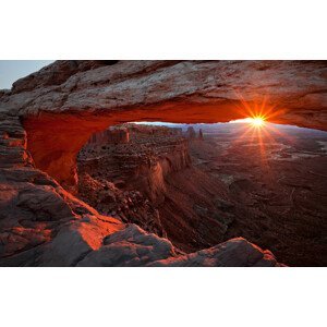 Umělecká fotografie Mesa Arch Sunrise, Barbara Read, (40 x 24.6 cm)