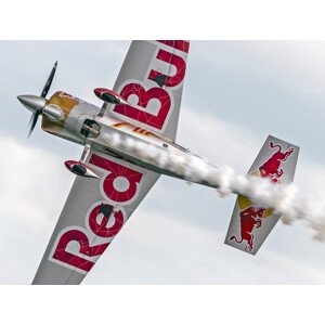 Umělecká fotografie RedBull plane, Alexander Bondarenko, (40 x 30 cm)