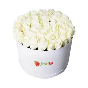 Bílé růže bílá kulatá krabice 8 - 10 ks