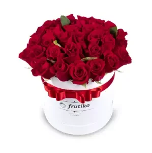 Rudé růže bílá kulatá krabice 13 - 15 ks