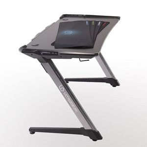 Herní stůl RACER ULTRADESK – 120X64X77 cm, RGB podsvícení, se 4 XXL podložkami pod myš, s 2 háky pro sluchátka