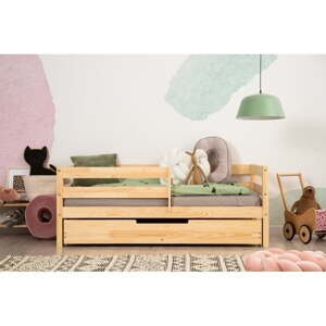 Dětská postel z borovicového dřeva s úložným prostorem v přírodní barvě 90x190 cm Mila CPD – Adeko