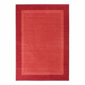 Červený koberec Hanse Home Basic, 160 x 230 cm